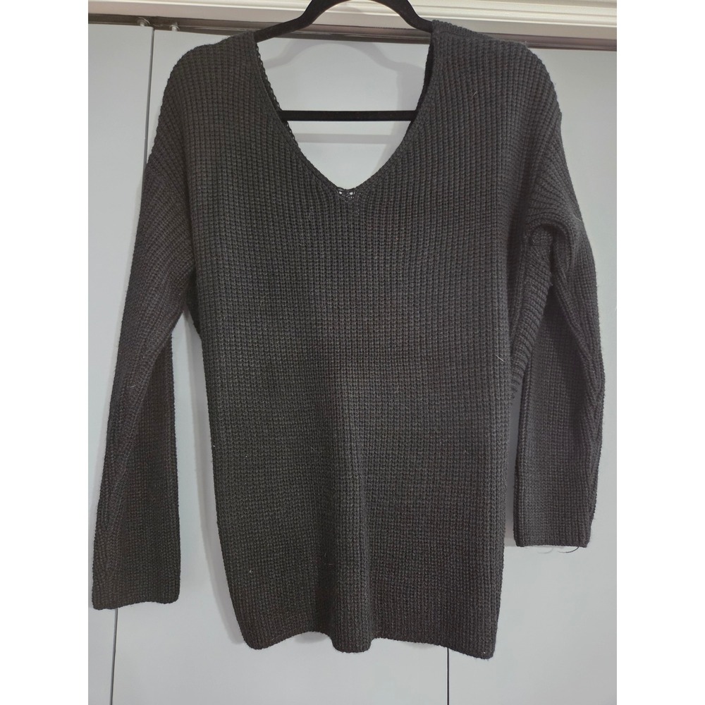 NWOT Miracle USA Twist Back Sweater S/M Black V-Neck Knit Pullover Top